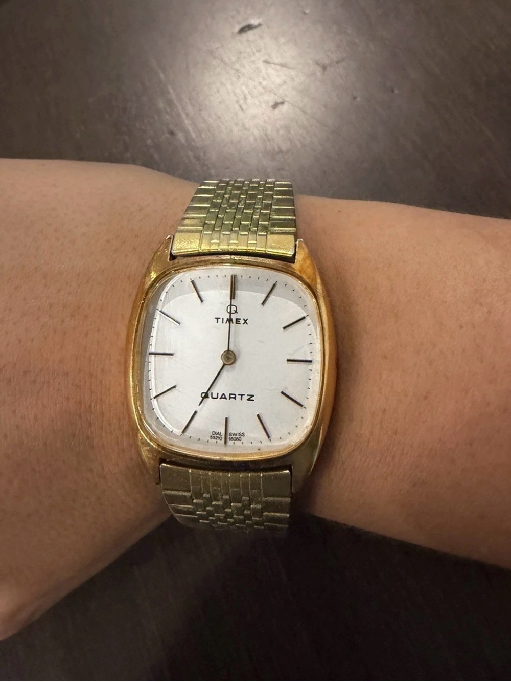 VTG 1980s Timex Quartz  Gold Tone Watch
